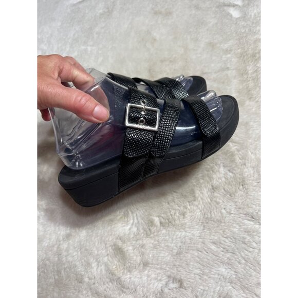 Vionic Black Womens Sandals Size 7 With Buckle Strap & Textured Design - Picture 3 of 8